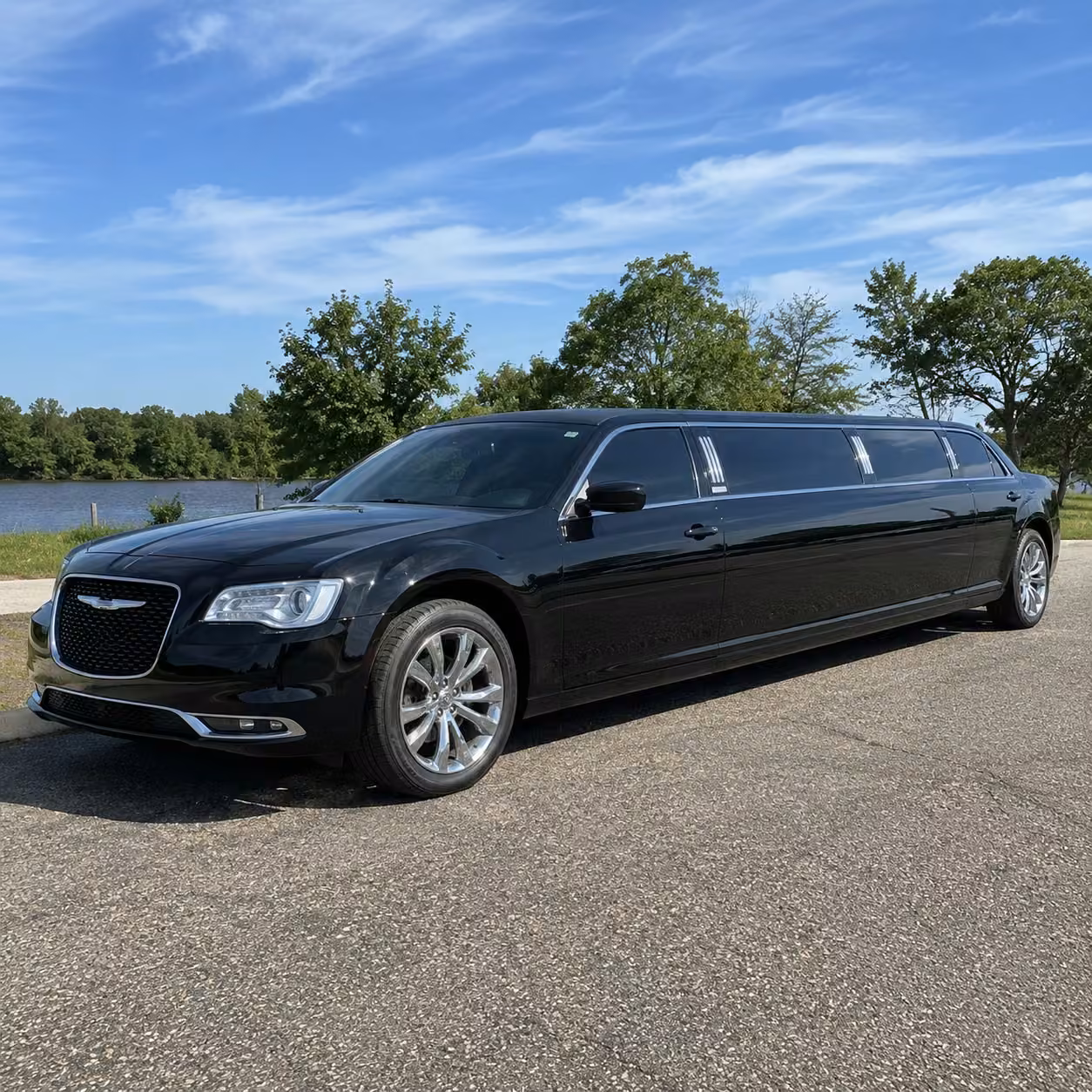 chrysler 300 limo exterior