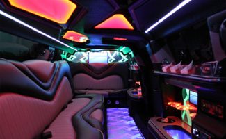 8 Person Chrysler 300 Limo Rental New Orleans