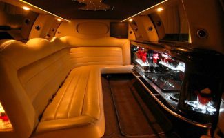 8 Person Lincoln Limo Service New Orleans